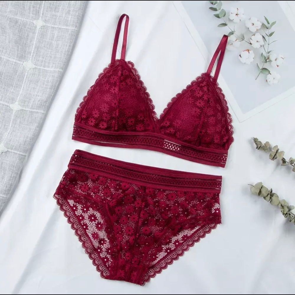 Bra and panty set